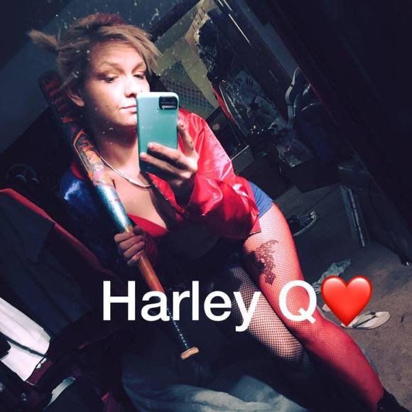 Meet your Posher, Amanda - Picture 1 of 1